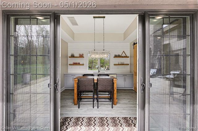 8135 Pine Knob Meadows Drive, Clarkston, MI 48348