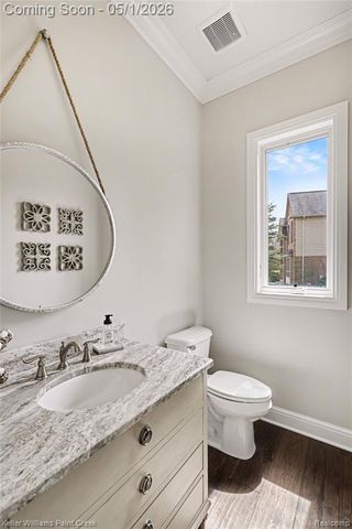 8135 Pine Knob Meadows Drive, Clarkston, MI 48348