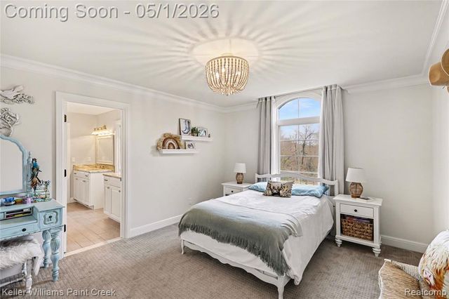 8135 Pine Knob Meadows Drive, Clarkston, MI 48348