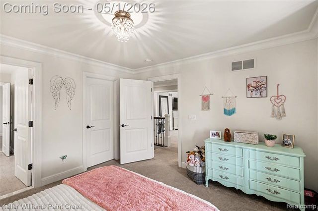 8135 Pine Knob Meadows Drive, Clarkston, MI 48348