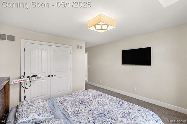 8135 Pine Knob Meadows Drive, Clarkston, MI 48348