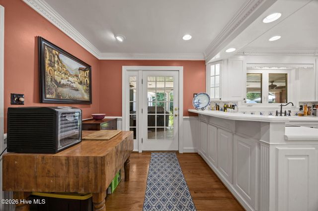 3325 North Walnut Street, Farmville, NC 27828