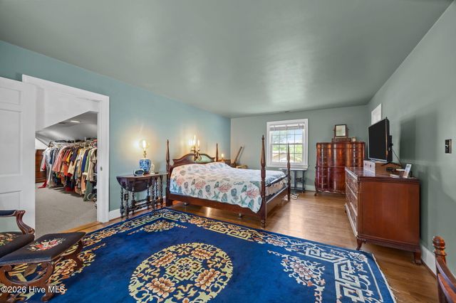 3325 North Walnut Street, Farmville, NC 27828