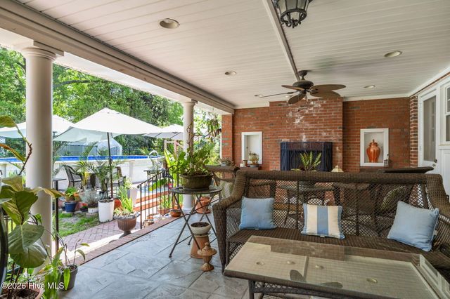 3325 North Walnut Street, Farmville, NC 27828