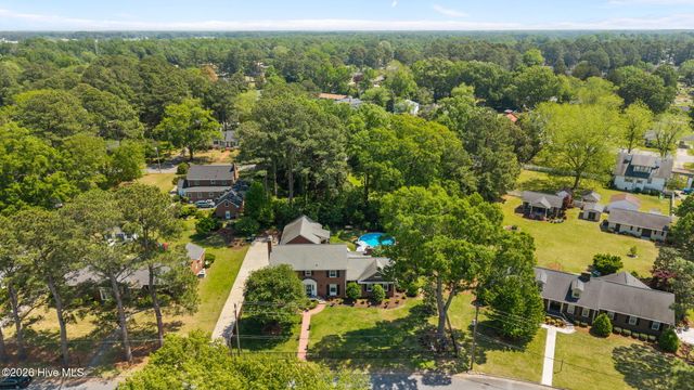 3325 North Walnut Street, Farmville, NC 27828