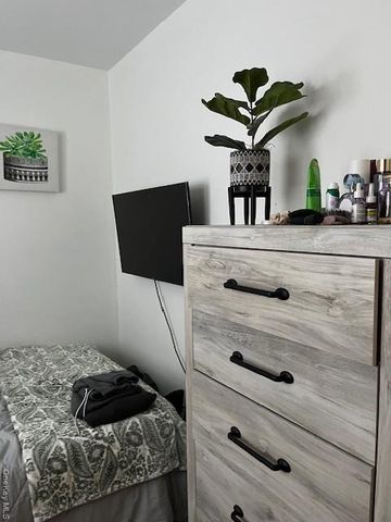 86 Brookline Avenue, East Atlantic Beach, NY 11561