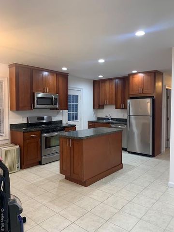 86 Brookline Avenue, East Atlantic Beach, NY 11561