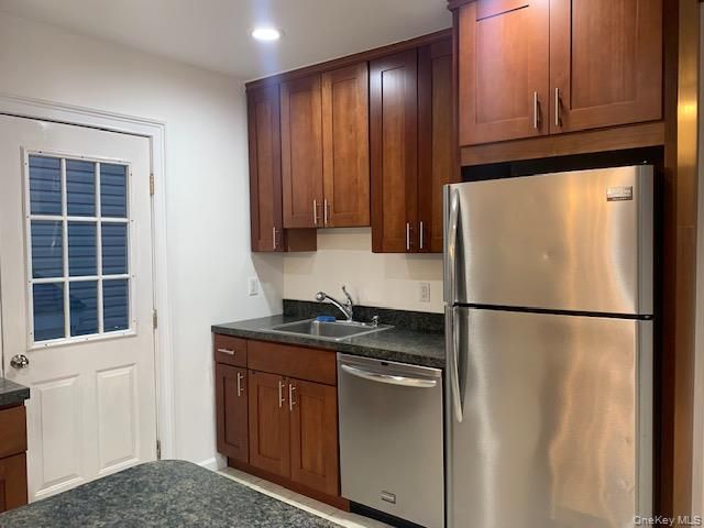 86 Brookline Avenue, East Atlantic Beach, NY 11561