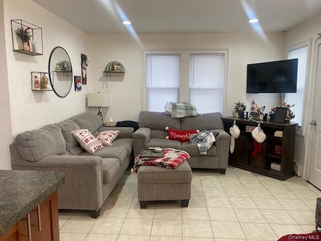 86 Brookline Avenue, East Atlantic Beach, NY 11561