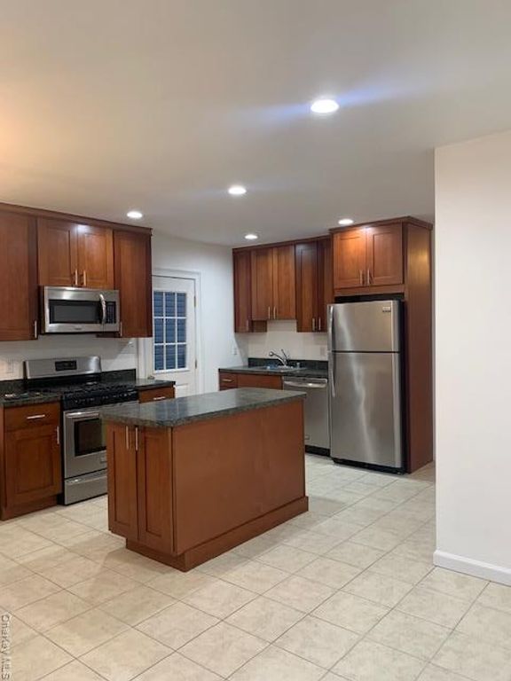 86 Brookline Avenue, East Atlantic Beach, NY 11561