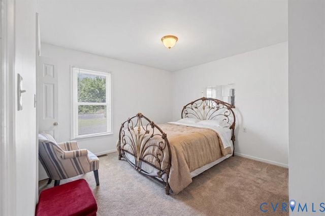 5217 Chesdin Rd, North Dinwiddie, VA 23803