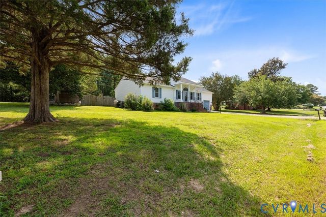 5217 Chesdin Rd, North Dinwiddie, VA 23803