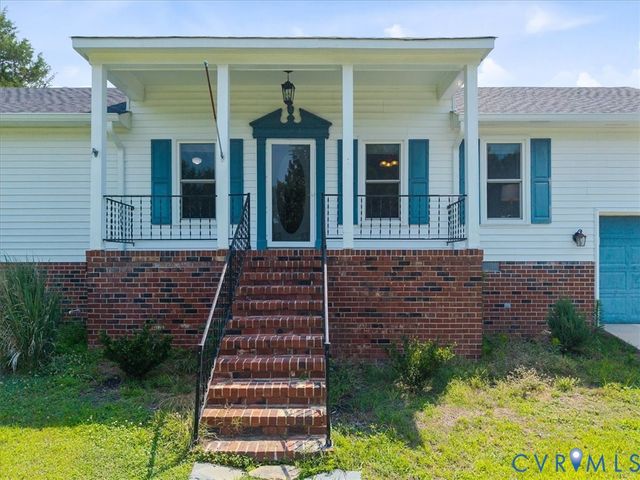 5217 Chesdin Rd, North Dinwiddie, VA 23803