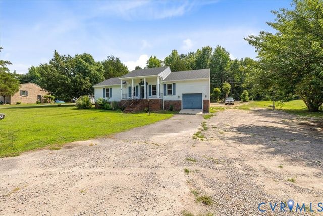 5217 Chesdin Rd, North Dinwiddie, VA 23803