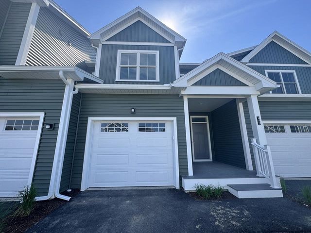 449 Old Farm Road, South Burlington, VT 05403
