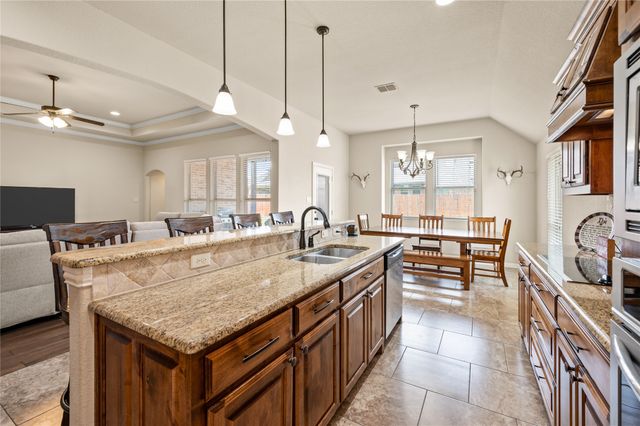 116 Camouflage Circle, Willow Park, TX 76008