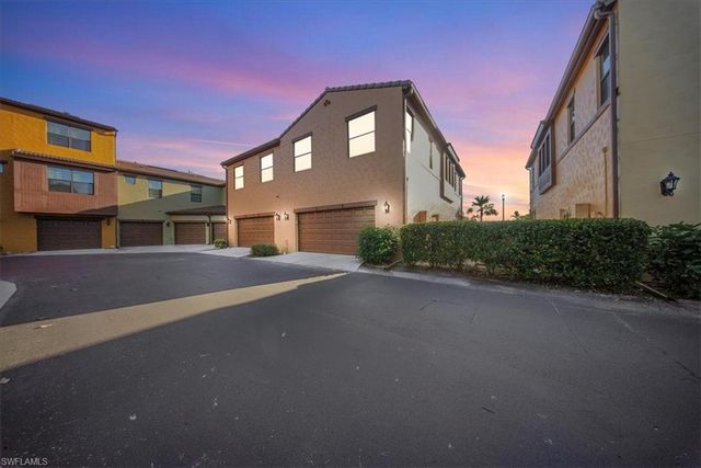 9063 Capistrano ST N # 4401, Naples, FL 34113