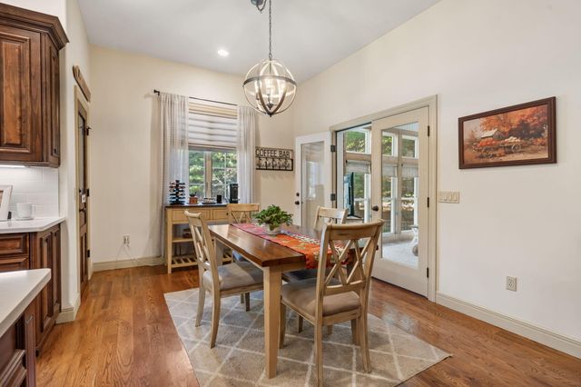 759 N Summercreek Court, Springfield, MO 65802