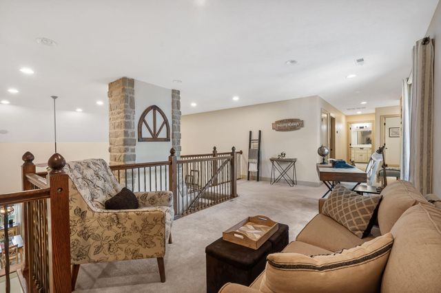 759 N Summercreek Court, Springfield, MO 65802