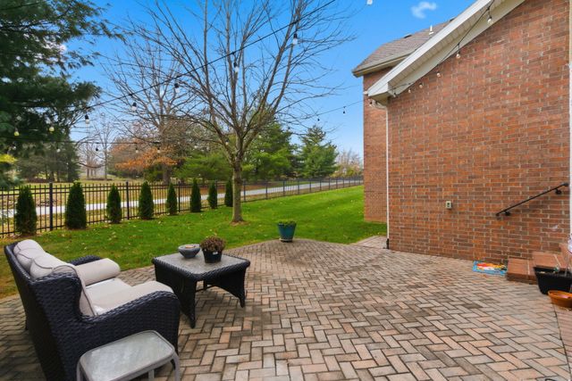 759 N Summercreek Court, Springfield, MO 65802