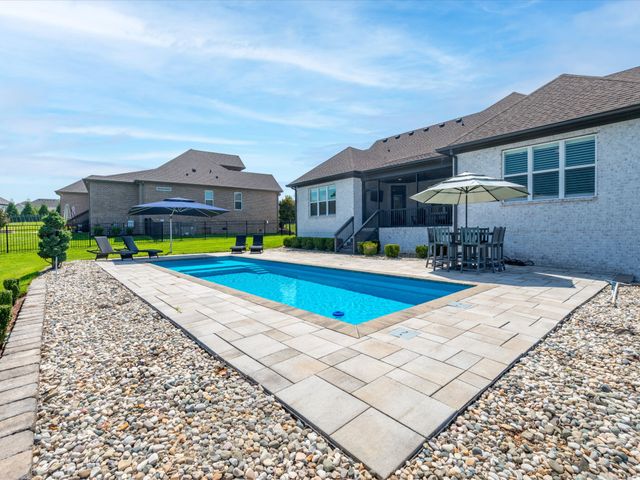 4005 Black Bird Ct, Spring Hill, TN 37174