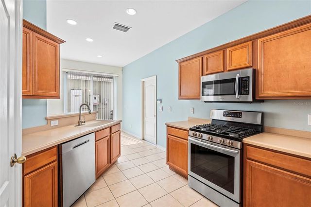 20033 HERITAGE POINT DRIVE, Tampa, FL 33647