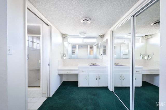 2817 Delburn Street, Bakersfield, CA 93304