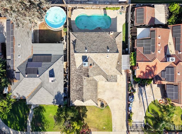 2817 Delburn Street, Bakersfield, CA 93304