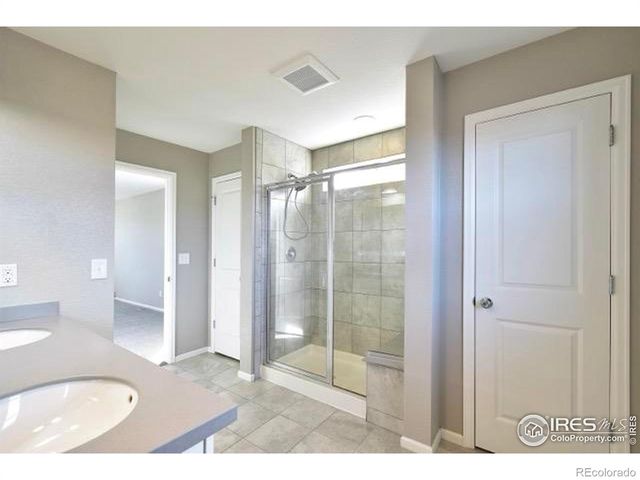 2082 S Cathay Way, Aurora, CO 80013