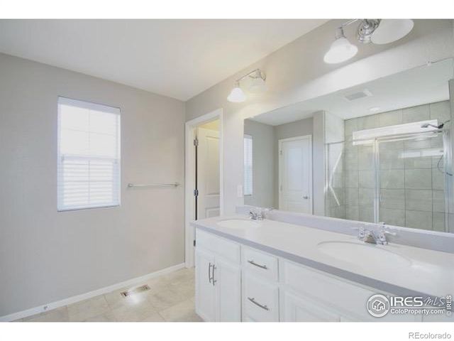 2082 S Cathay Way, Aurora, CO 80013