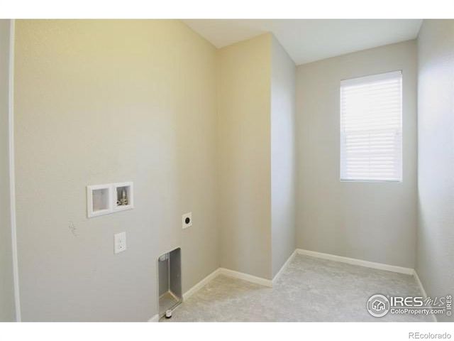 2082 S Cathay Way, Aurora, CO 80013