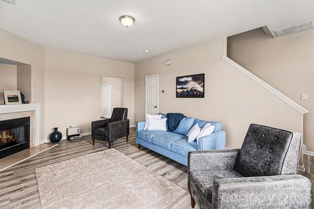 8601 Sawleaf Court 46, Charlotte, NC 28215