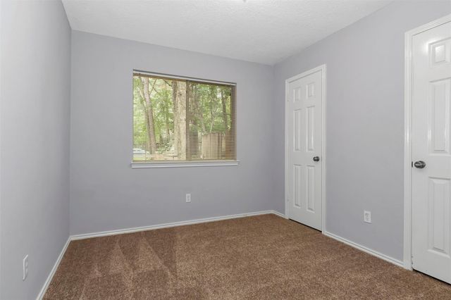 73 Timberspire Lane, The Woodlands, TX 77380