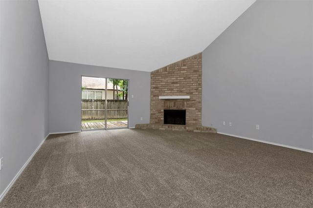 73 Timberspire Lane, The Woodlands, TX 77380