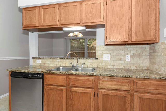 73 Timberspire Lane, The Woodlands, TX 77380