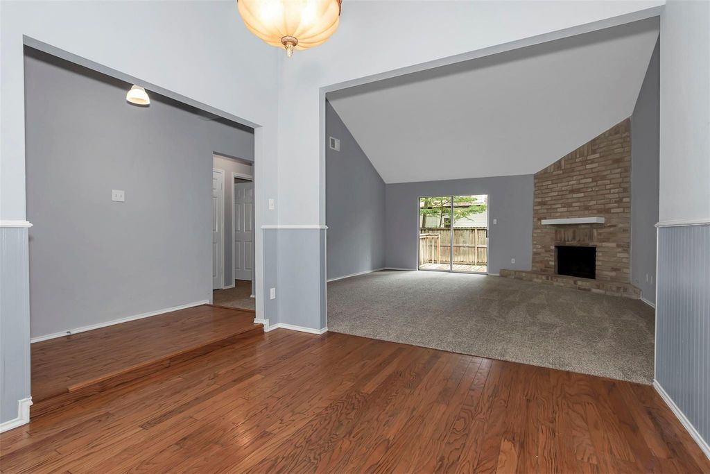 73 Timberspire Lane, The Woodlands, TX 77380