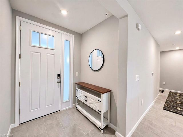 4660 Arboretum CIR 102, Naples, FL 34112