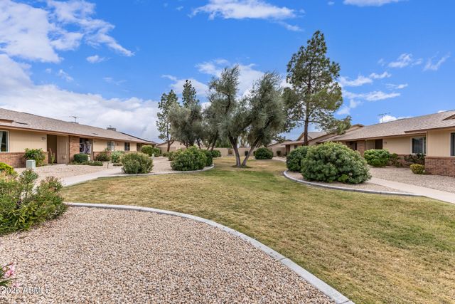 13507 W COUNTRYSIDE Drive, Sun City West, AZ 85375