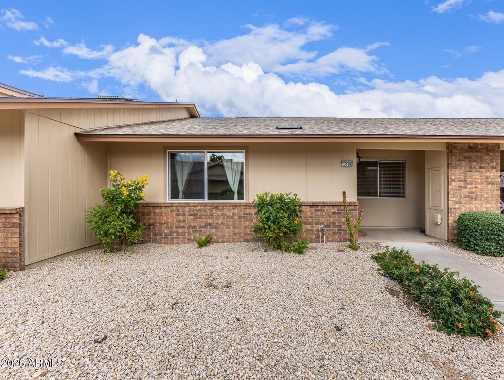 13507 W COUNTRYSIDE Drive, Sun City West, AZ 85375