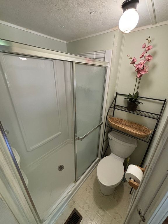 Image 13 of property listing at 4248 Church Road, Salem, IL 62881