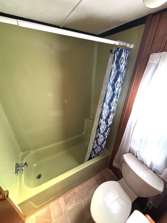 Image 15 of property listing at 4248 Church Road, Salem, IL 62881