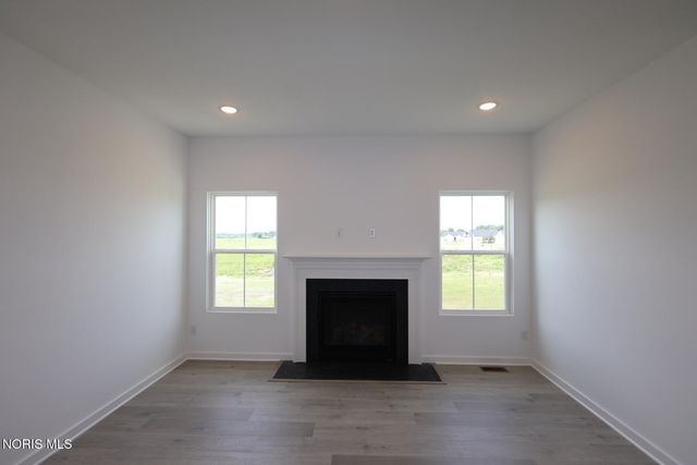 7755 Hank Drive, Holland, OH 43528