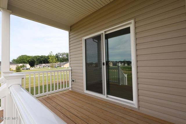 7755 Hank Drive, Holland, OH 43528