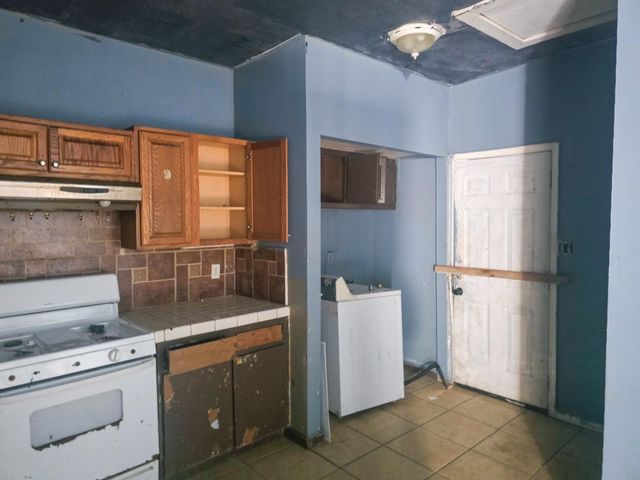 45 Sherwood Drive, Salinas, CA 93901