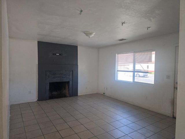45 Sherwood Drive, Salinas, CA 93901