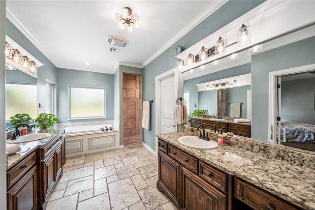 7830 S Indian Avenue, Tulsa, OK 74132