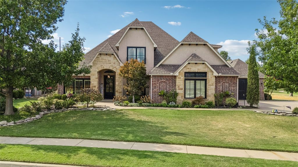 7830 S Indian Avenue, Tulsa, OK 74132