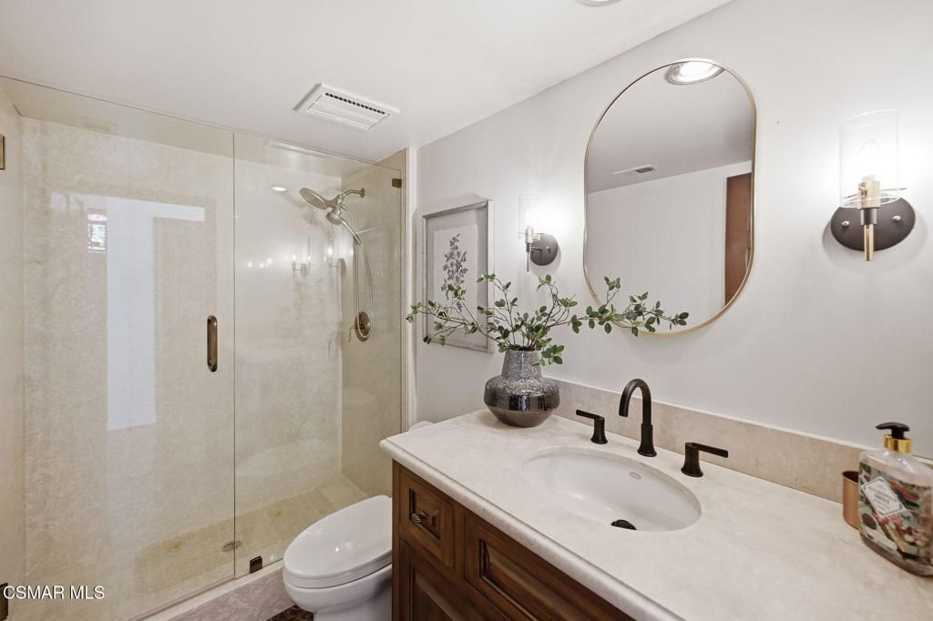 Image 19 of property listing at 1531 El Cerrito Drive, Thousand Oaks, CA 91362