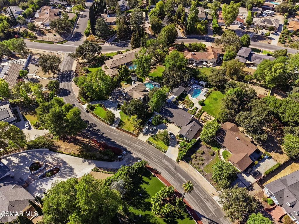 Image 46 of property listing at 1531 El Cerrito Drive, Thousand Oaks, CA 91362