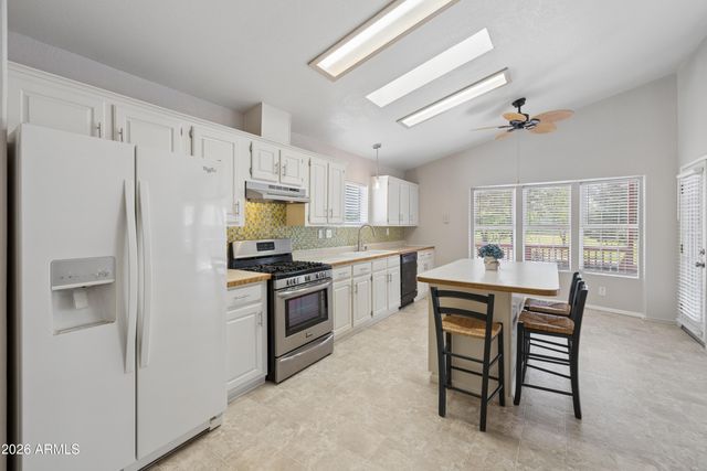 835 N CREEKVIEW Drive, Dewey, AZ 86327